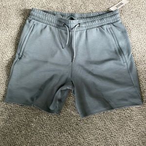 Mens medium blue jogger shorts.